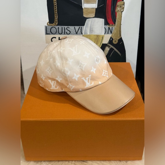 🔥 LOUIS VUITTON CAP POOL MONOGRAM GRADIENT SIZE LARGE w/ Dust Bag - Picture 15 of 15